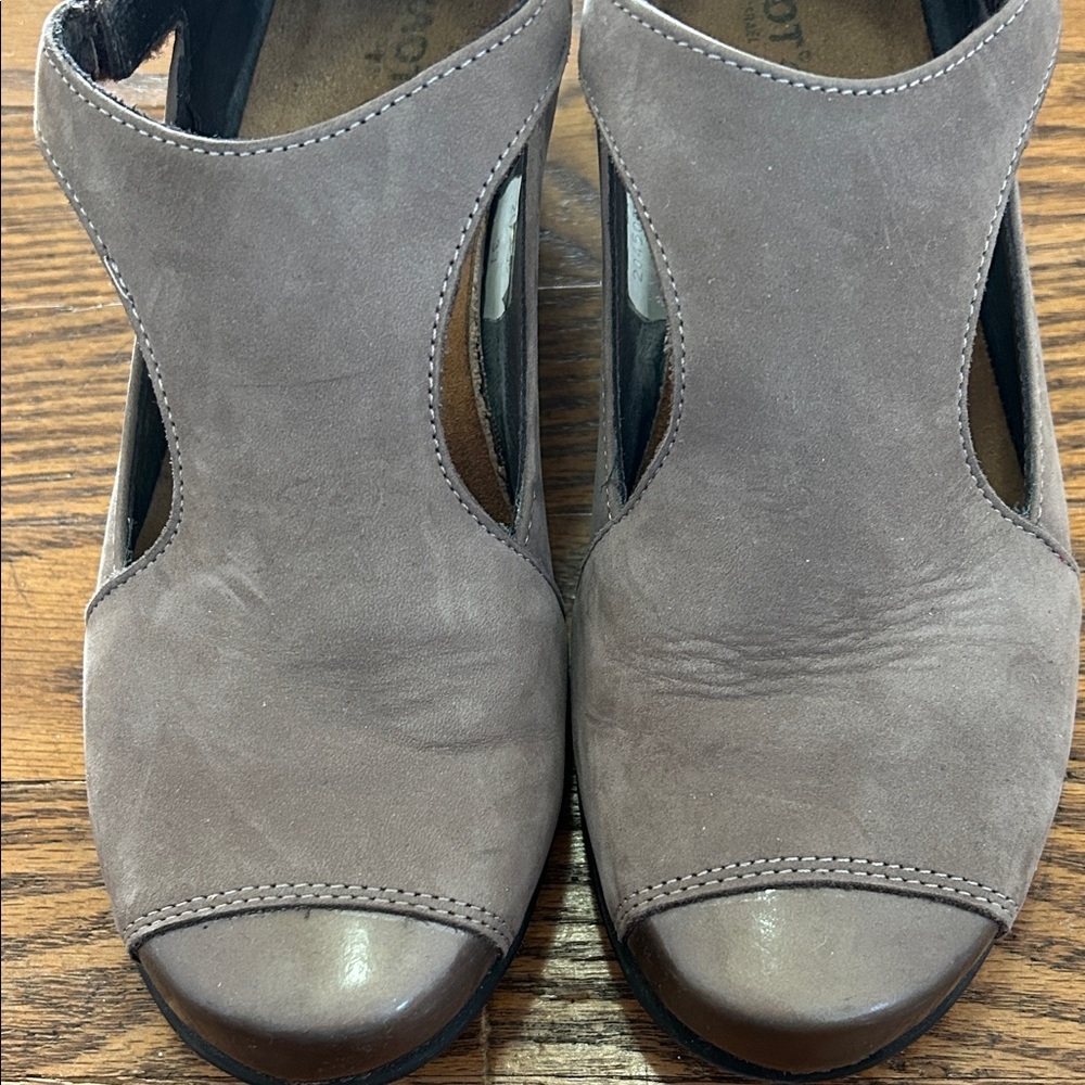 Naot Shoes Women's 37 Taupe Eden Mary Jane Heels Nubuck Work Comfortable - Picture 3 of 10
